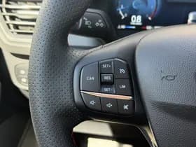 Ford Focus thumbnail 25