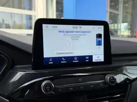 Ford Kuga thumbnail 36