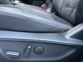 Ford Kuga 2.5 PHEV ST-Line X | Winter Pack | Camera | B&O | Elekt. achterklep | Apple Carplay thumbnail 17