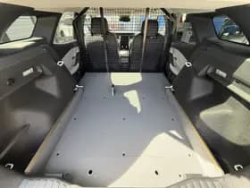 Ford Explorer CARGO Select Extended Range RWD 77 kWh thumbnail 18