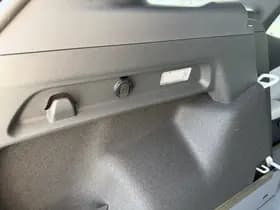 Ford Explorer CARGO Select Extended Range RWD 77 kWh thumbnail 19