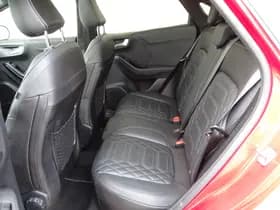 Ford Puma 1.0 Turbo 125pk Mild Hybride ST-Line Vignale Automaat | Keyless | Elek. Achterklep | Panoramadak | 19 Inch | Camera | Trekhaak | Stoelverw. | Cruise. | Full Led Koplampen | Fantastic Red | thumbnail 15