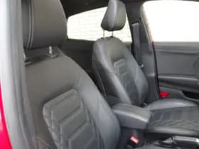 Ford Puma 1.0 Turbo 125pk Mild Hybride ST-Line Vignale Automaat | Keyless | Elek. Achterklep | Panoramadak | 19 Inch | Camera | Trekhaak | Stoelverw. | Cruise. | Full Led Koplampen | Fantastic Red | thumbnail 16