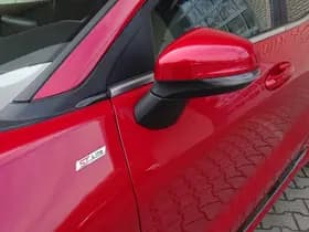 Ford Puma 1.0 Turbo 125pk Mild Hybride ST-Line Vignale Automaat | Keyless | Elek. Achterklep | Panoramadak | 19 Inch | Camera | Trekhaak | Stoelverw. | Cruise. | Full Led Koplampen | Fantastic Red | thumbnail 7