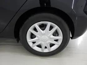 Ford Fiesta thumbnail 5