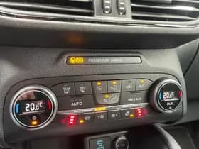 Ford Kuga thumbnail 21