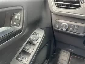 Ford Kuga thumbnail 10