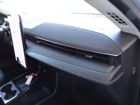 Ford Mustang Mach-E thumbnail 13