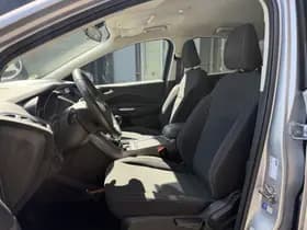 Ford Kuga thumbnail 13