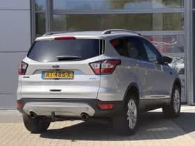 Ford Kuga thumbnail 3