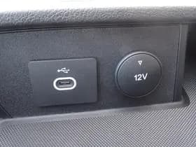 Ford E-Transit L2H2 Trend 68 kWh | 4,25 T | B Rijbewijs | laadvloer hout | pass. airbag | blis | camera | frozen white | uit voorraad leverbaar! thumbnail 18