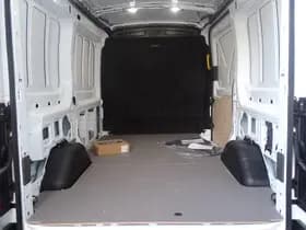 Ford E-Transit L2H2 Trend 68 kWh | 4,25 T | B Rijbewijs | laadvloer hout | pass. airbag | blis | camera | frozen white | uit voorraad leverbaar! thumbnail 8