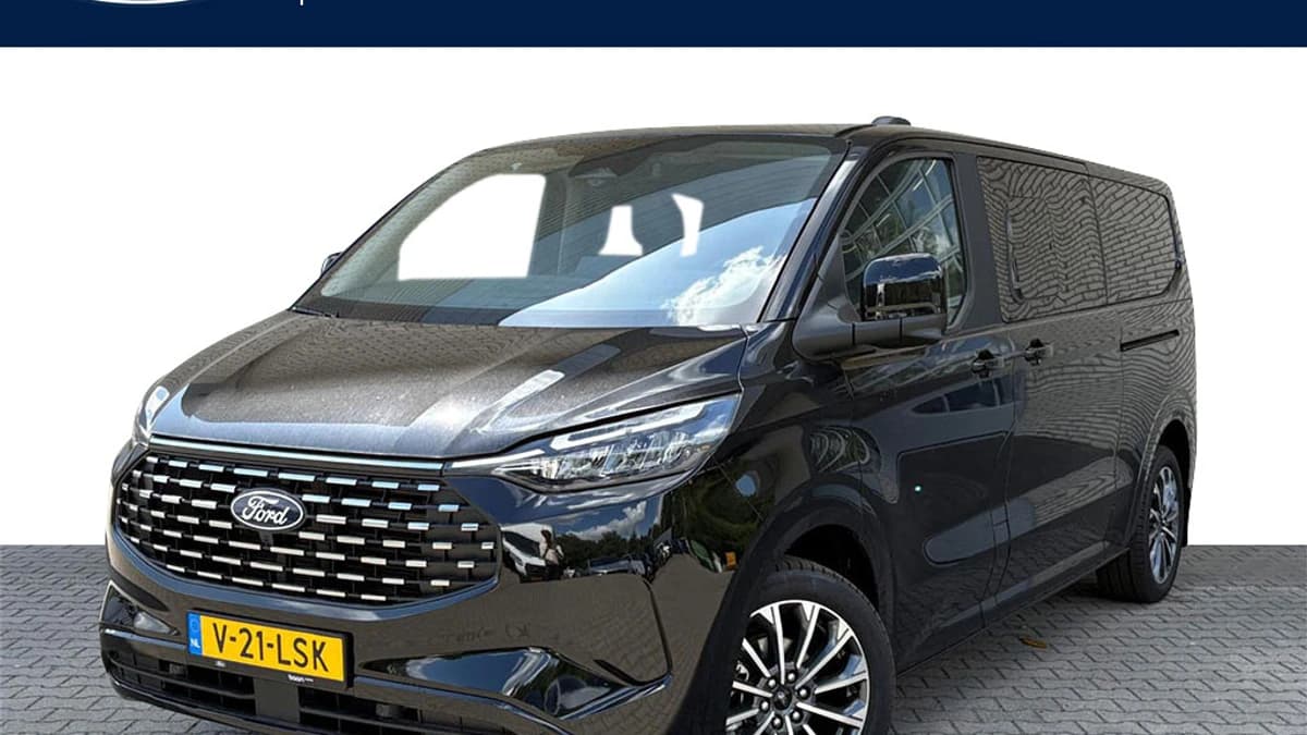 Ford Transit Custom PHEV 233PK L2 Titanium X | Dubbel Cabine | 3 losse stoelen | Elektr. wegklapbare trekhaak | 1.850kg trekgw. — foto 1