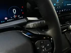 Ford Transit Custom PHEV 233PK L2 Titanium X | Dubbel Cabine | 3 losse stoelen | Elektr. wegklapbare trekhaak | 1.850kg trekgw. thumbnail 24