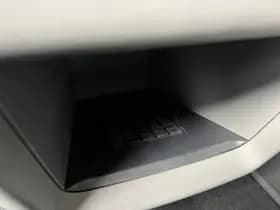 Ford Transit Custom PHEV 233PK L2 Titanium X | Dubbel Cabine | 3 losse stoelen | Elektr. wegklapbare trekhaak | 1.850kg trekgw. thumbnail 37