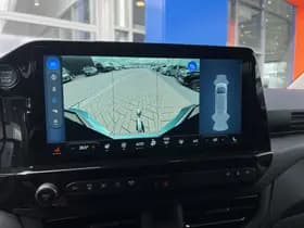 Ford Tourneo Custom 2.5 Plug-IN Hybrid 233 PK L2H1 Titanium X | Incl. BTW & BPM | 8 Persoons | Elektr. Schuifdeuren | Digitale binnenspiegel | Trekhaak wegkl. | Leer | B&O | Adaptive Cruise C. | thumbnail 43