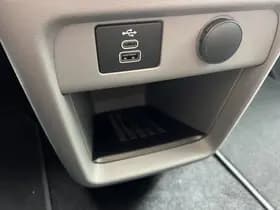 Ford Tourneo Custom 2.5 Plug-IN Hybrid 233 PK L2H1 Titanium X | Incl. BTW & BPM | 8 Persoons | Elektr. Schuifdeuren | Digitale binnenspiegel | Trekhaak wegkl. | Leer | B&O | Adaptive Cruise C. | thumbnail 44