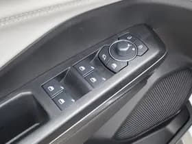 Ford Puma Gen-E Premium 44 kWh | Black Edition | 650w B&O Premium Geluidssysteem | Frunk | Camera | Ambient Lighting | 18 Inch | Gigabox thumbnail 13