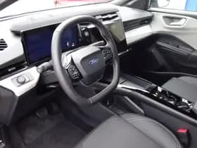 Ford Puma Gen-E Premium 44 kWh | Black Edition | 650w B&O Premium Geluidssysteem | Frunk | Camera | Ambient Lighting | 18 Inch | Gigabox thumbnail 8