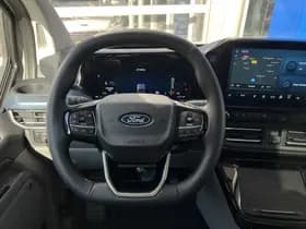 Ford Tourneo Custom 2.5 PHEV 233 PK L1H1 ACTIVE | 8 persoons | Elektr. schuifdeuren | Panorama dak | Trekhaak inklapbaar | Digitale spiegel | Stoelverw. achter thumbnail 18