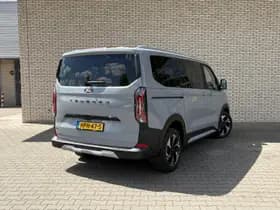 Ford Tourneo Custom 2.5 PHEV 233 PK L1H1 ACTIVE | 8 persoons | Elektr. schuifdeuren | Panorama dak | Trekhaak inklapbaar | Digitale spiegel | Stoelverw. achter thumbnail 3