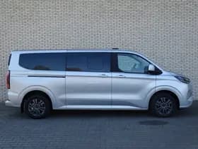 Ford Tourneo Custom 2.5 Plug-IN Hybrid 233 PK L2H1 Titanium | Incl. BTW & BPM | 8 Persoons | Adaptieve Led Koplampen | Trekhaak Wegklapbaar | Blis | Adaptieve Cruise. | Camera | Uit Voorraad Leverbaar thumbnail 5