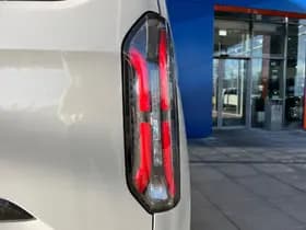 Ford Tourneo Custom PHEV 233PK SPORT L1 | 8 Persoons | Panorama dak | Trekhaak | Adaptive Cruise C. | Blis | Camera | Zeer Luxe | thumbnail 14