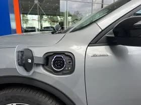 Ford Kuga 2.5 PHEV 243 PK Active X | Technology Pack | 20 inch | Panoramadak | Wegklapbare Trekhaak thumbnail 8