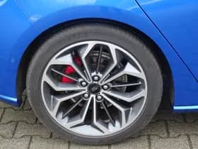 Ford Focus 1.0 Turbo 125pk Mild Hybride ST Line X | Winter Pack | Driver Ass. pack | Panorama dak | Camera | Matrix Led | Blis | thumbnail 8