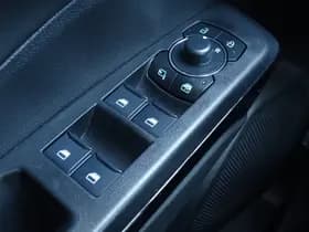 Ford Puma 1.0 Hybrid Titanium | Winter Pack | Camera | Solar Silver | thumbnail 13