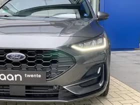 Ford Focus 1.0 EcoBoost Hybrid ST Line X thumbnail 6