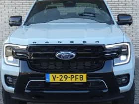 Ford Ranger Stormtrak Double Cab PHEV 281 PK | Binnenkort verwacht | 5 zitplaatsen | 3.500 KG Trekhaak | Chili Grey | thumbnail 3
