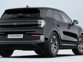 Ford Explorer Style Standard Range RWD 58 kWh thumbnail 2