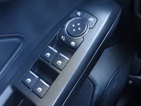 Ford Focus 1.0 Turbo 125pk ST Line Business | Panorama dak | Winterpack | Cruise. | Airco | thumbnail 12