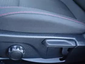 Ford Focus 1.0 Turbo 125pk ST Line Business | Panorama dak | Winterpack | Cruise. | Airco | thumbnail 10