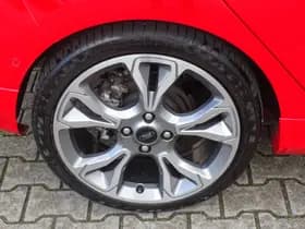 Ford Fiesta thumbnail 8