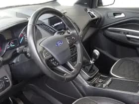 Ford Kuga 1.5 Turbo 150pk Vignale | Adatieve Cruise. | Keyless | Elek. Achterklep | Blis | Trekhaak | Trekgewicht 2000kg | Xenon | Sony Audio | Stoelverw. | thumbnail 10