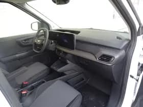 Ford E-Transit Courier thumbnail 14