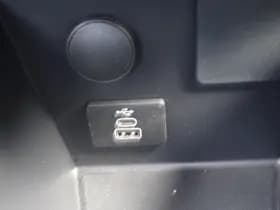 Ford E-Transit Courier thumbnail 20