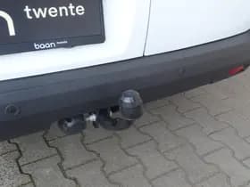 Ford E-Transit Courier thumbnail 10