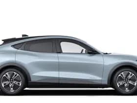 Ford Mustang Mach-E Standard RWD 73 kWh thumbnail 4