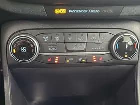 Ford Fiesta 1.0 Hybrid Titanium thumbnail 10