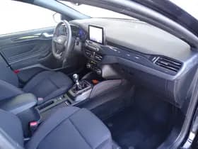Ford Focus thumbnail 13