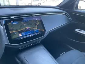 Mercedes-Benz E-Klasse E 300 e thumbnail 32