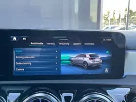 Mercedes-Benz A-Klasse A 250 e AMG Line thumbnail 17