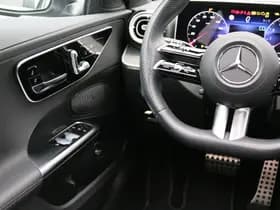 Mercedes-Benz C-Klasse C 180 Estate AMG Line thumbnail 6