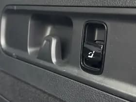 Mercedes-Benz GLC 300e Coupé 4-Matic AMG Line thumbnail 8