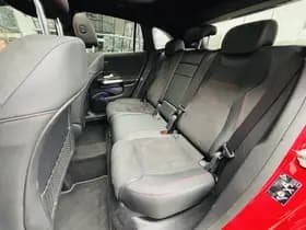 Mercedes-Benz GLA 180 Business Solution AMG thumbnail 10