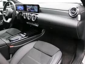Mercedes-Benz A-Klasse A 250 e Business Solution AMG thumbnail 6