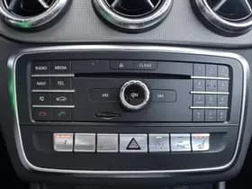 Mercedes-Benz CLA 180 thumbnail 12